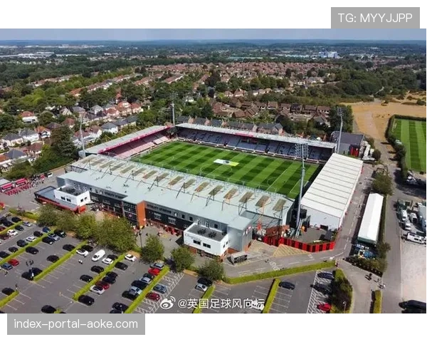 电讯报：多座英超球场将于今夏启动看台扩建工程