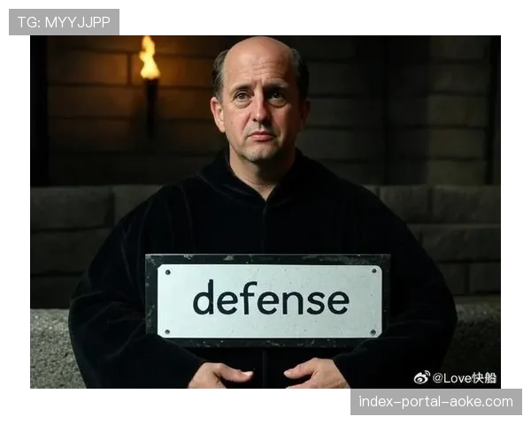 评论员杰夫-范甘迪在节目中指出：纯粹盯人已死，混合防守时代全面到来